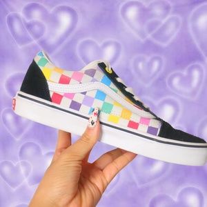 ❤️‍🔥 rainbow checkered vans